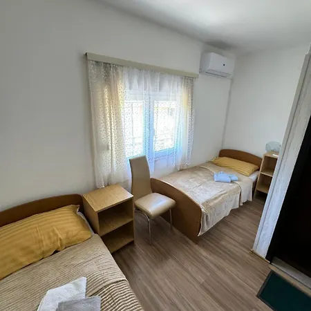 Guest house Pansion Vera Bijakovici