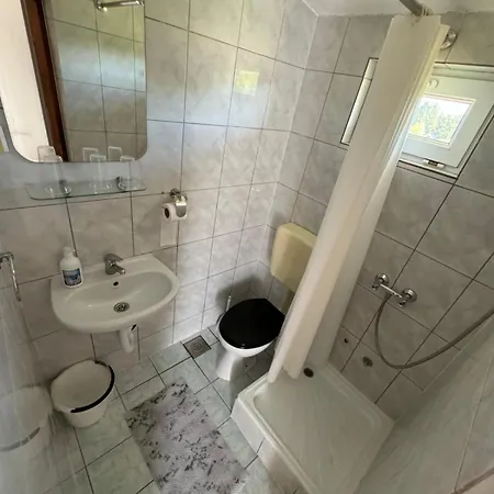 Guest house Pansion Vera Bijakovici